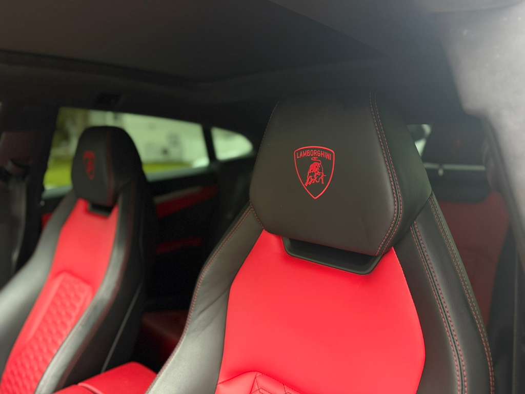 2022 Lamborghini Urus